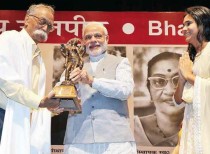 Bhalchandra Nemade presented with 50th Jnanpith Award
