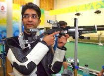 Abhinav Bindra shoots down gold in Asian Air Gun Championships