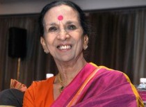 Noted dancer Mrinalini Sarabhai dies