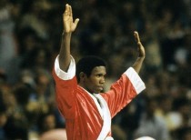 1976 Olympic boxer Howard Davis Jr of US dies at 59