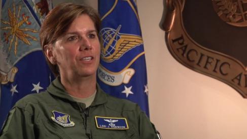General Lori Robinson nominated as first US female combatant Chief