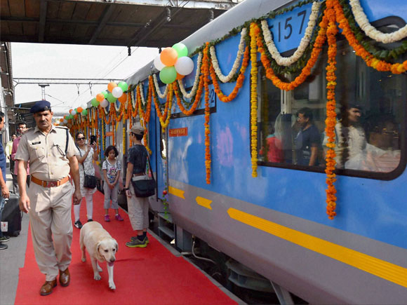 India’s fastest train Gatimaan Express launched